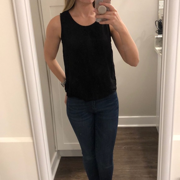 *SOLD* Bundle of 2 Tanks - Picture 4 of 9